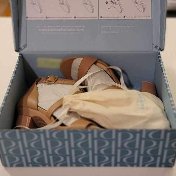 Pashion Convertable Heels - Picture 9 of 10